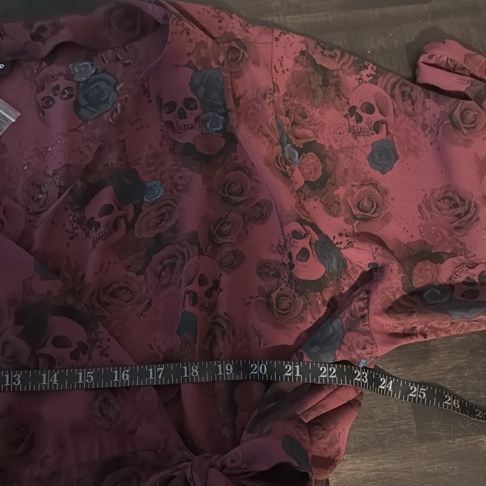 torrid Plum Floral High-Low Wrap Tunic - Picture 9 of 10